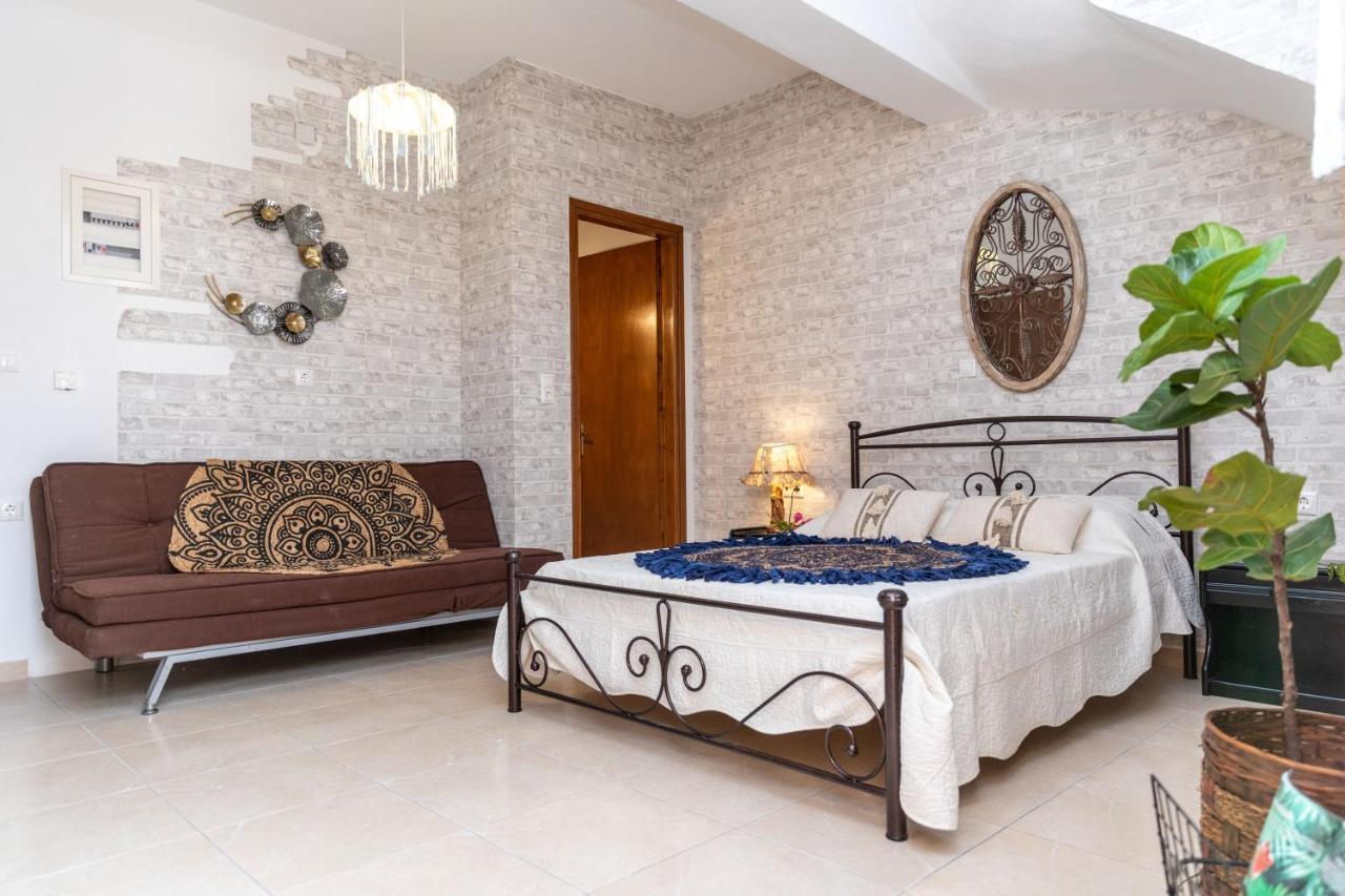 Maury Down Town Apartamento Naxos City Exterior foto